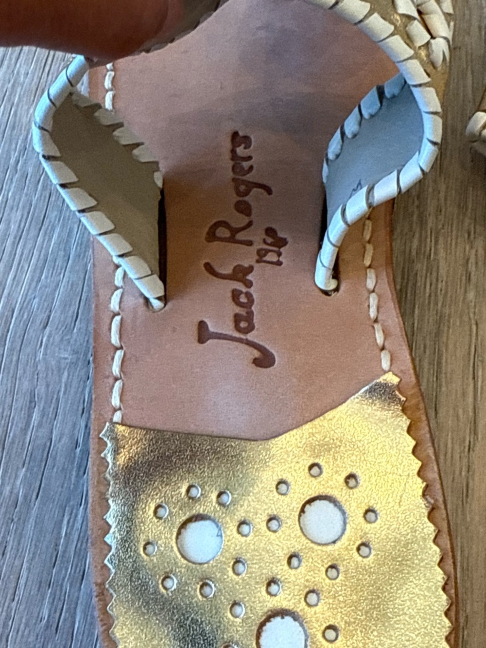 NWOT Jack Rogers Gold & White Navajo Thong Sandals | Women's Size 7M - Picture 3 of 7